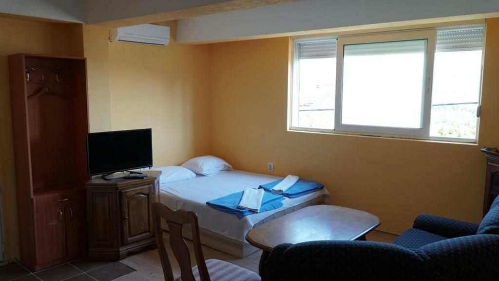 M2 Apartmani Trebinje Bagian luar foto